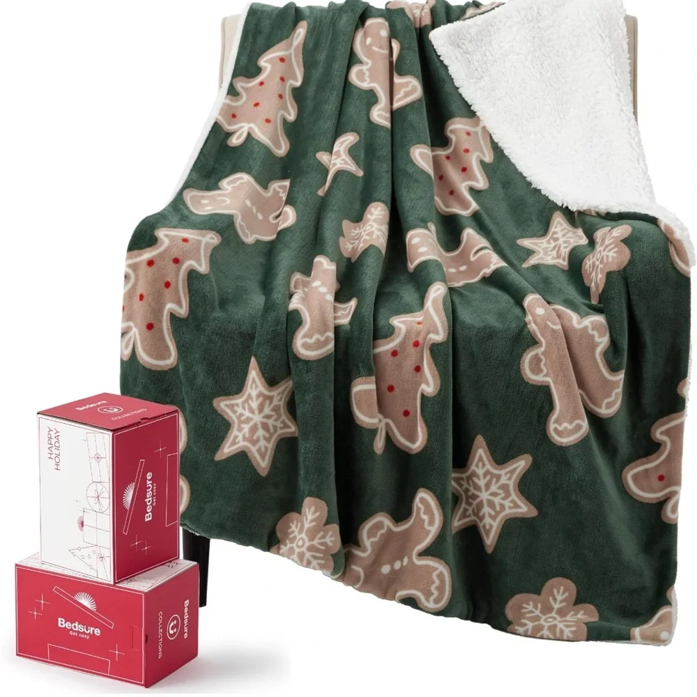 Festive Green Gingerbread Holiday Throw Blanket